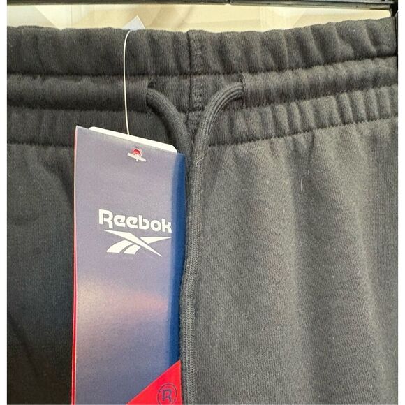 REEBOK - NWT - Men's Sz XL - "Identity" Small Logo Fleece Shorts in Black - Picture 8 of 16